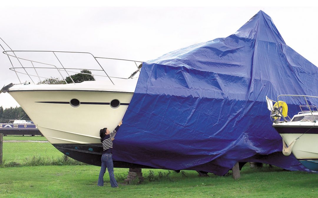 6 Tips On How to Protect Your Boat With A Tarp