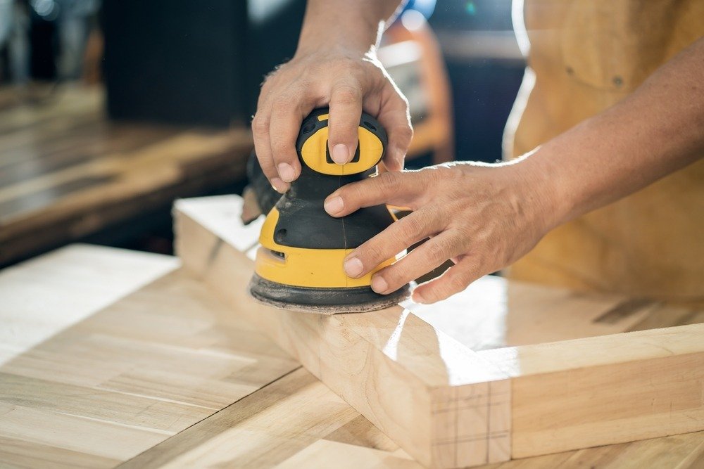 Electric sander deals for tight spaces